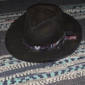 Leather Rugged Outdoors Hat - Vintage Style